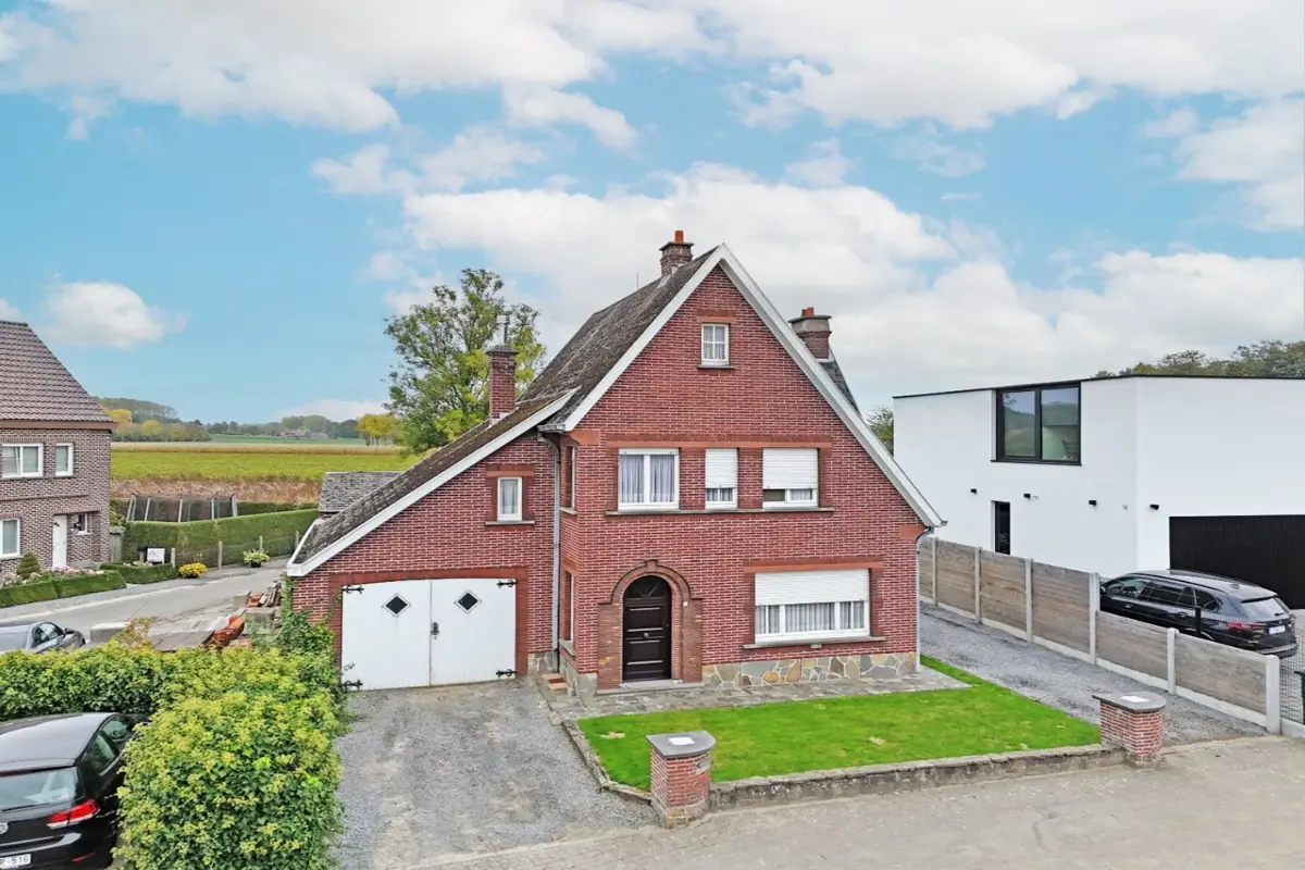Huis te  koop in Nederzwalm-Hermelgem 9636 319000.00€ 3 slaapkamers 135.00m² - Zoekertje 607906