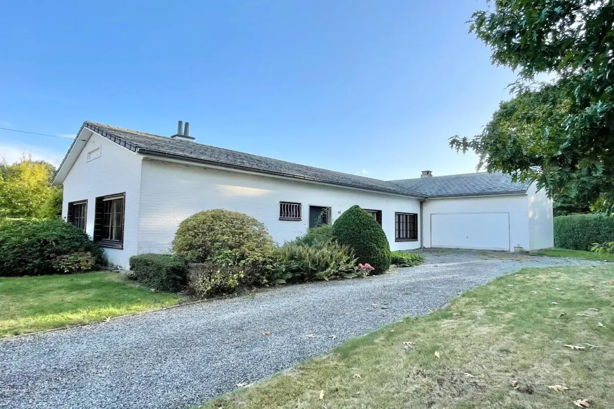 Huis te koop in Ronse 9600 280000.00€ 3 slaapkamers 215.00m² - Zoekertje 608116