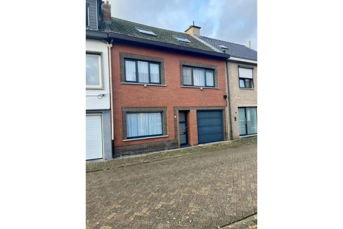 Huis te  koop in Beveren-Waas 9120 350000.00€ 4 slaapkamers 145.00m² - Zoekertje 608472