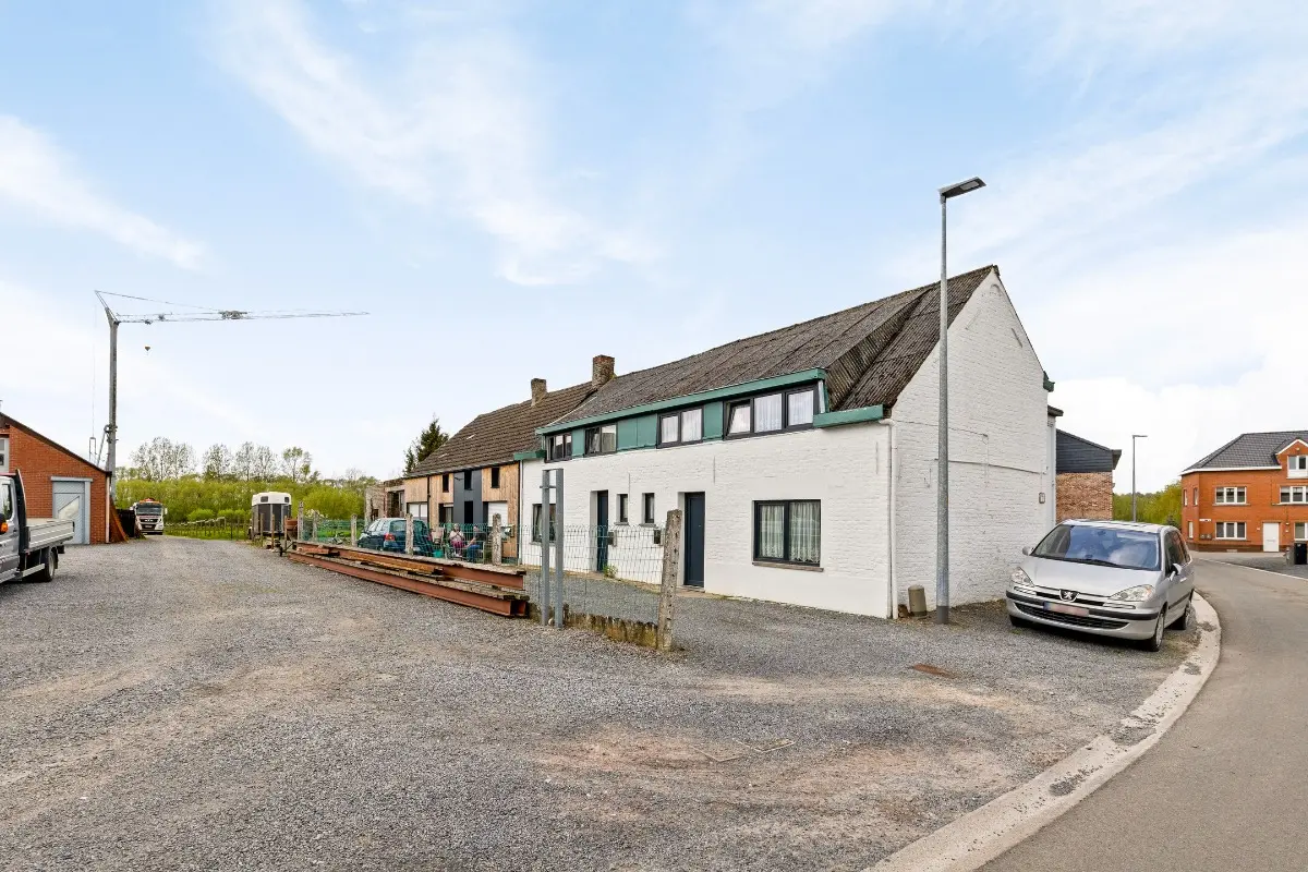 Huis te  in Ninove 9400 145000.00€ 2 slaapkamers 81.00m² - Zoekertje 608710