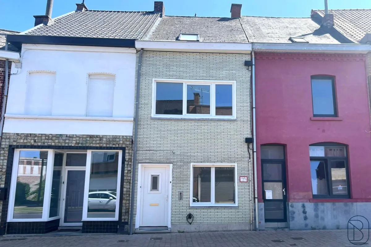 Huis te koop in Ronse 9600 155000.00€ 4 slaapkamers 120.00m² - Zoekertje 608117