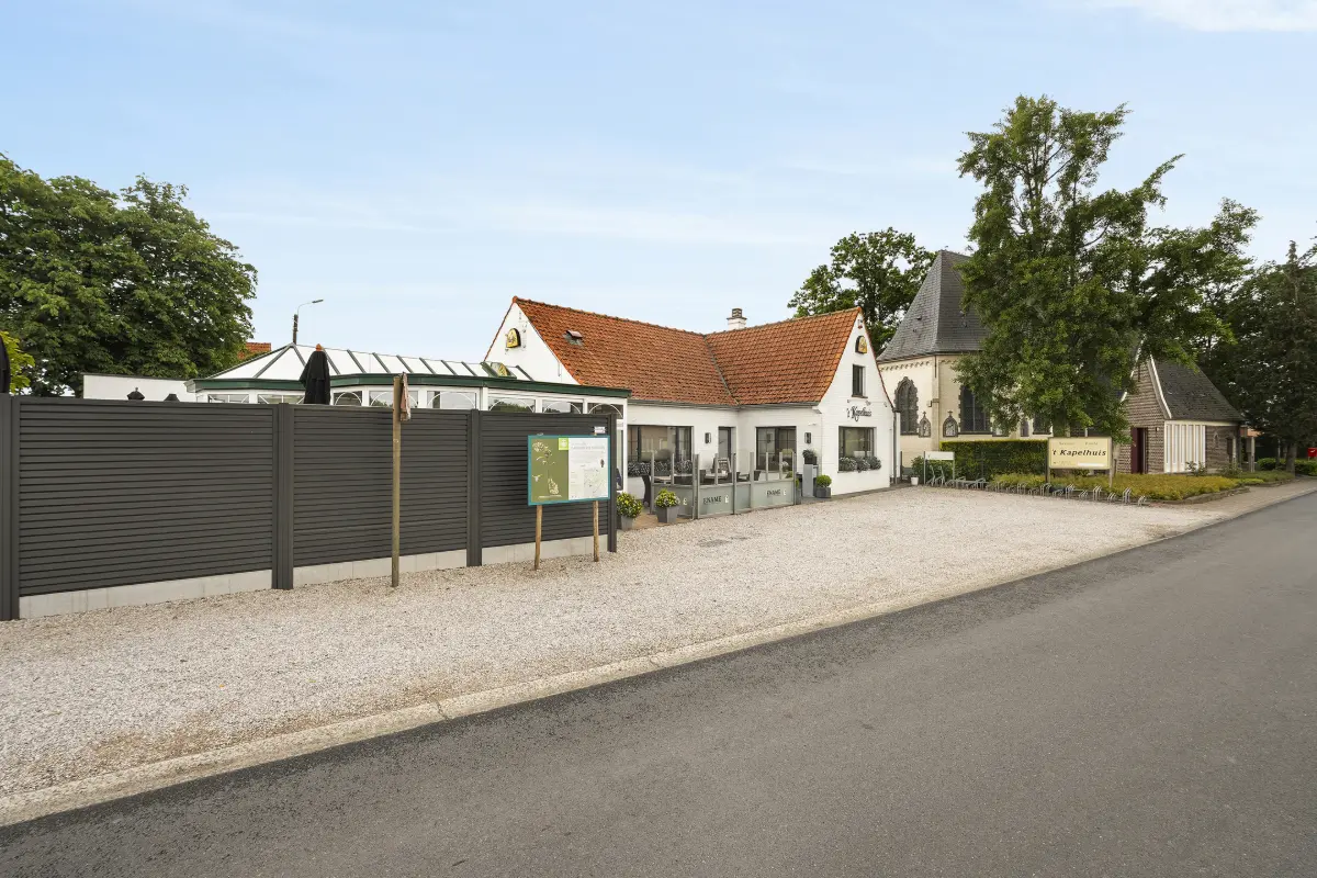 Huis te  koop in Zulte 9870 645000.00€ 1 slaapkamers 1.00m² - Zoekertje 609792