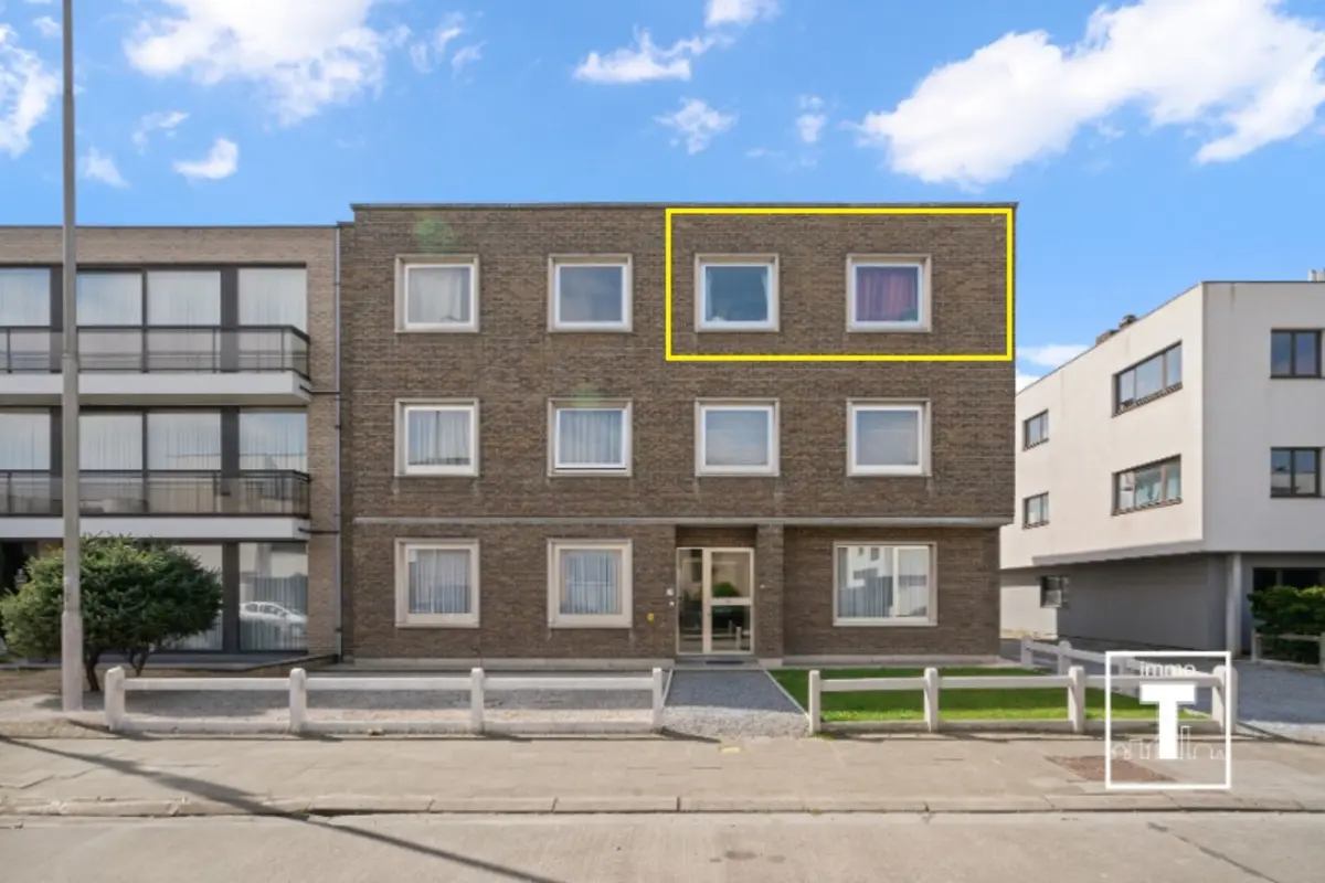 Huis te  koop in Zwijnaarde 9052 259000.00€ 2 slaapkamers 81.00m² - Zoekertje 608886