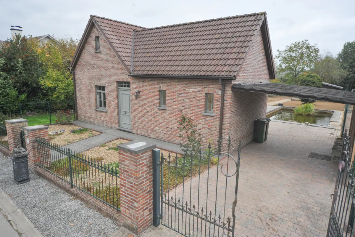 Huis te  koop in Hofstade 9308 385000.00€ 3 slaapkamers 153.00m² - Zoekertje 608931