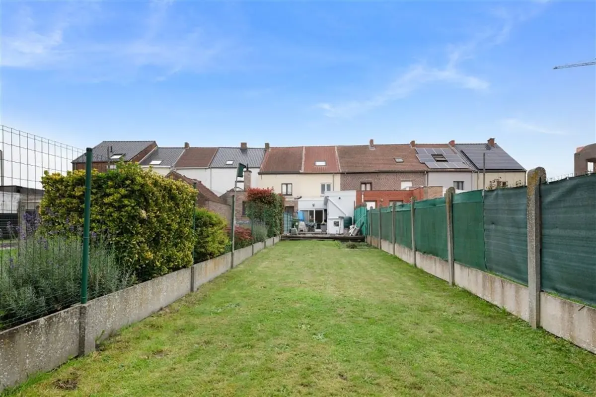 Huis te  koop in Geraardsbergen 9500 238000.00€ 2 slaapkamers 135.00m² - Zoekertje 610258