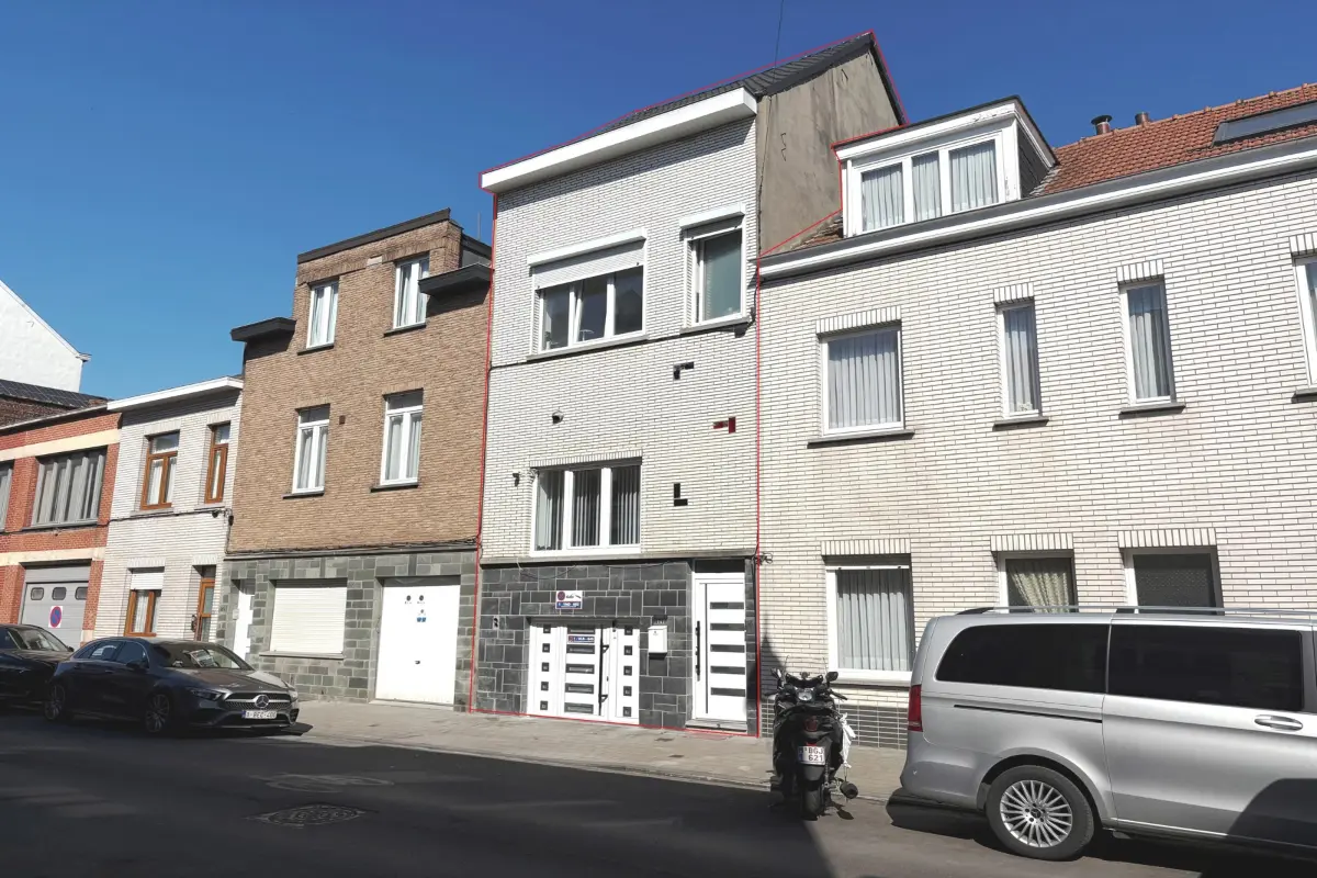 Huis te  in Anderlecht 1070 539000.00€ 4 slaapkamers 203.00m² - Zoekertje 611186