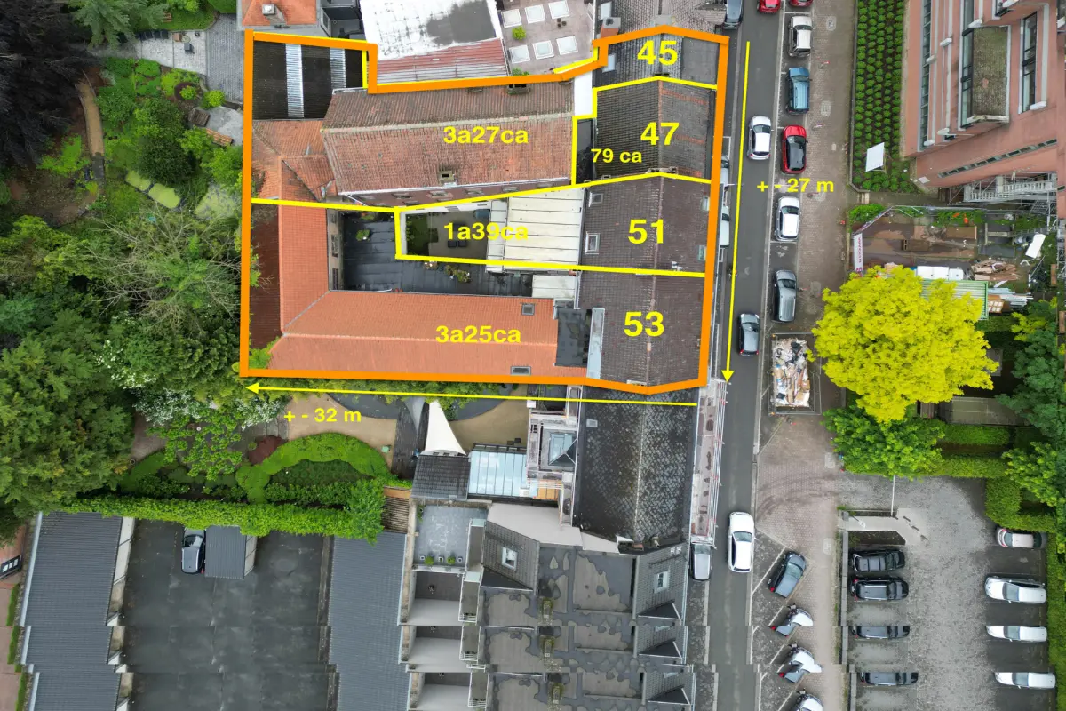 Huis te  koop in Geraardsbergen 9500 675000.00€  slaapkamers 550.00m² - Zoekertje 612630