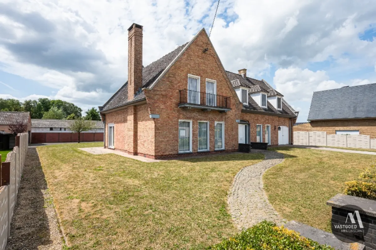 Huis te  koop in Adegem 9991 490000.00€ 4 slaapkamers 377.00m² - Zoekertje 612248