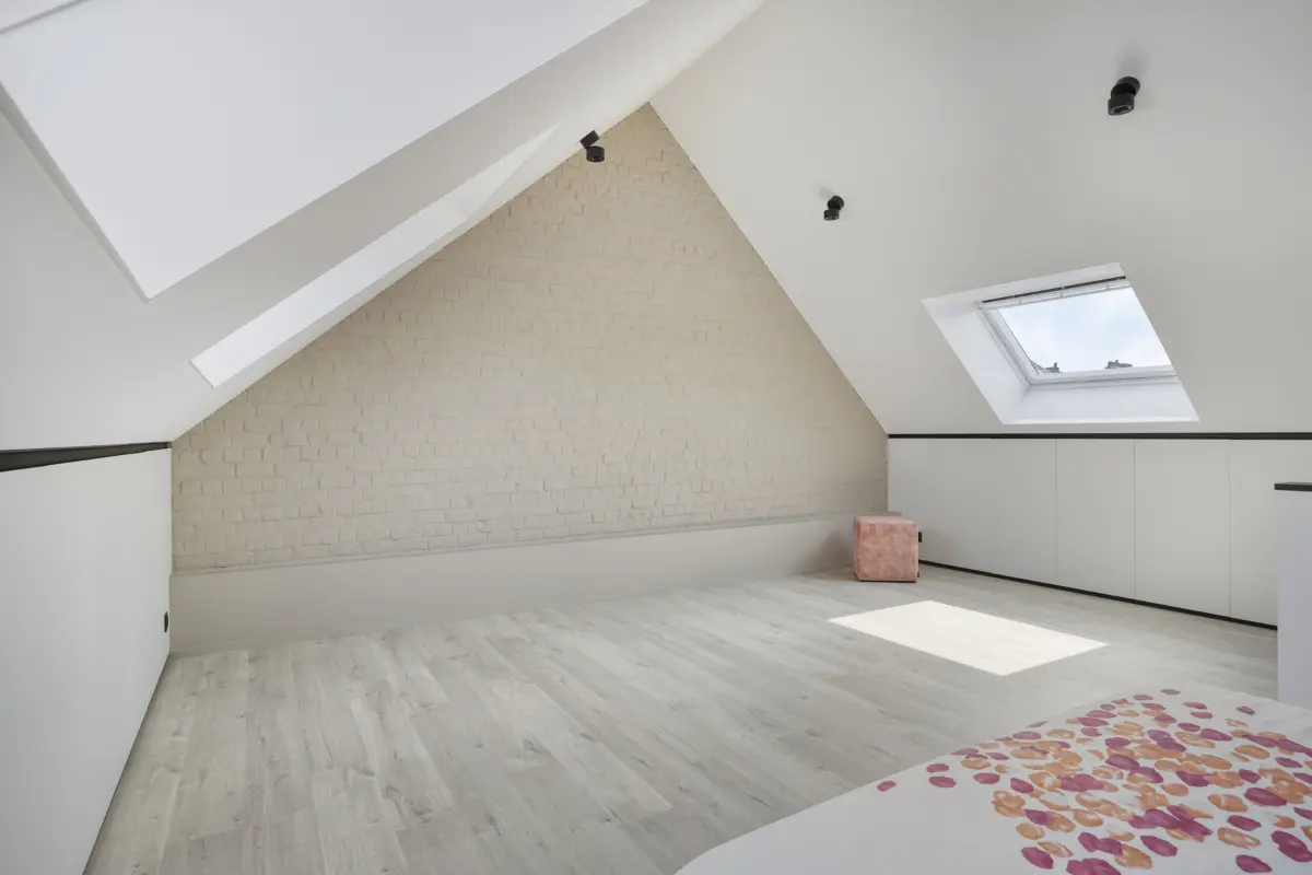 Huis te  koop in Sint-Amandsberg 9040 440000.00€ 3 slaapkamers 286.00m² - Zoekertje 613136