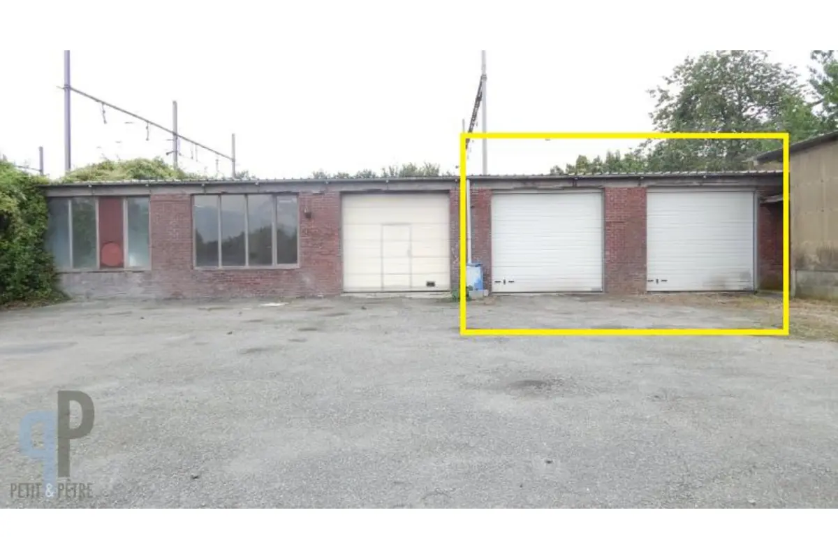 Handelszaak te  huur in Zottegem 9620 620.00€  slaapkamers m² - Zoekertje 613380