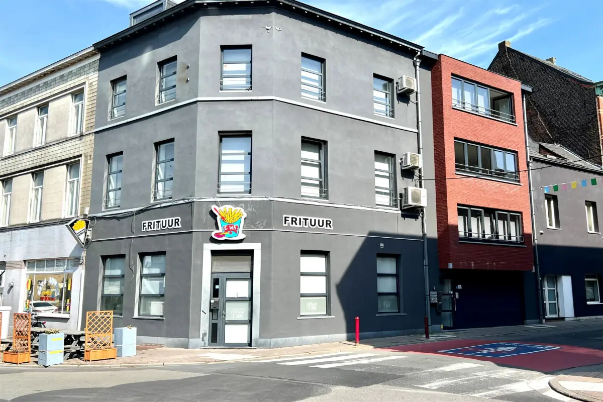 Huis te  koop in Geraardsbergen 9500 898000.00€  slaapkamers 500.00m² - Zoekertje 613641