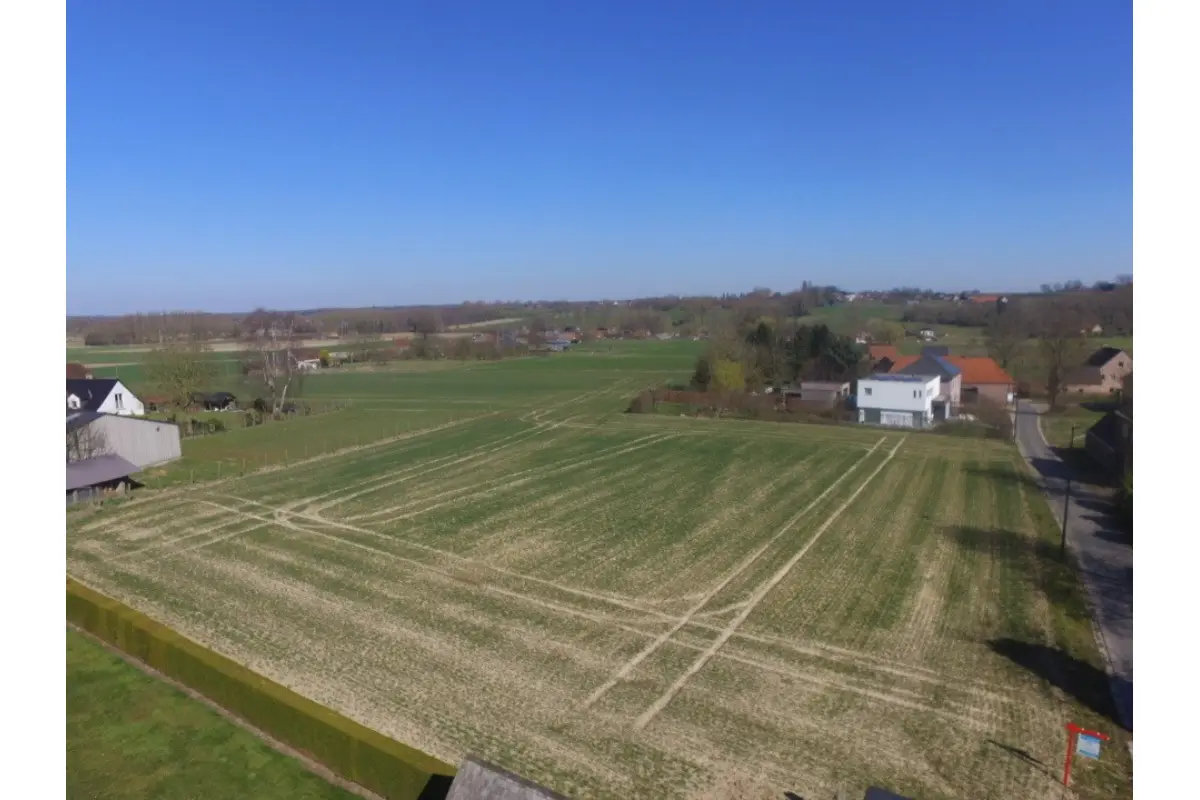 Grond te  koop in Horebeke 9667 182500.00€  slaapkamers m² - Zoekertje 613377