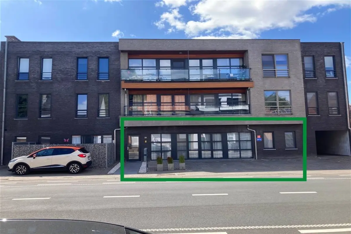 Appartement te  koop in Belsele 9111 279000.00€ 1 slaapkamers 104.00m² - Zoekertje 613894