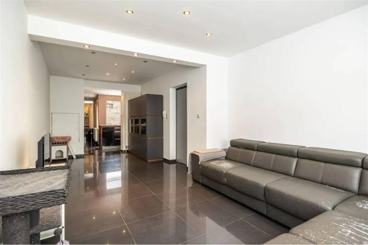 Huis te  koop in Temse 9140 325000.00€ 2 slaapkamers 135.00m² - Zoekertje 613846