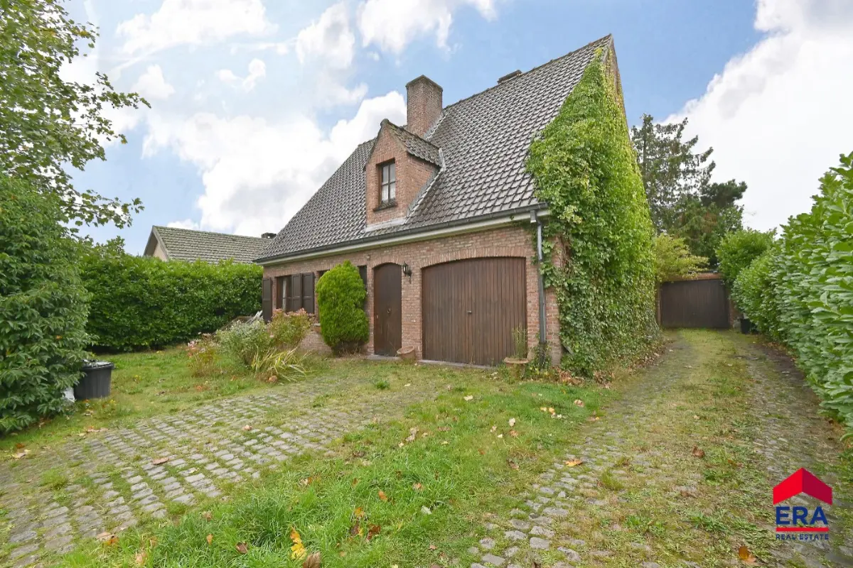 Huis te  koop in Lovendegem 9920 395000.00€ 3 slaapkamers 137.00m² - Zoekertje 614724