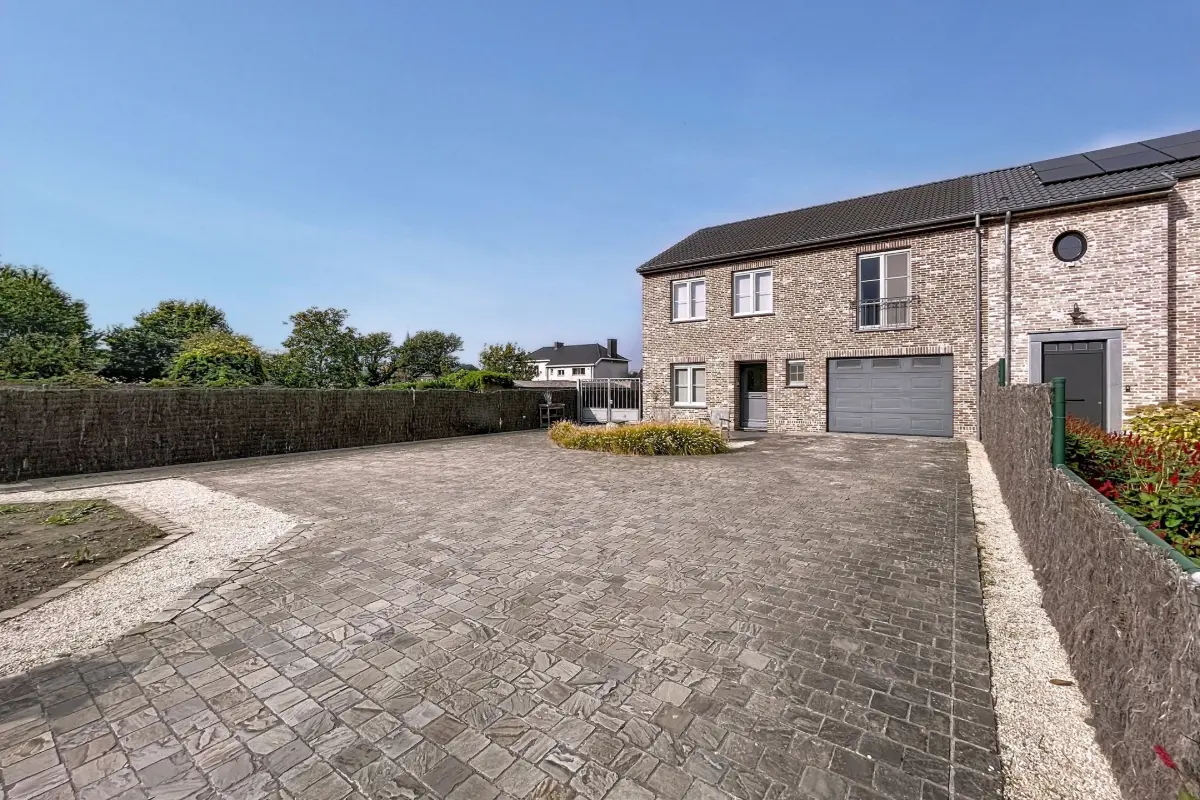 Huis te  in Gavere 9890 479850.00€ 5 slaapkamers 236.00m² - Zoekertje 614255