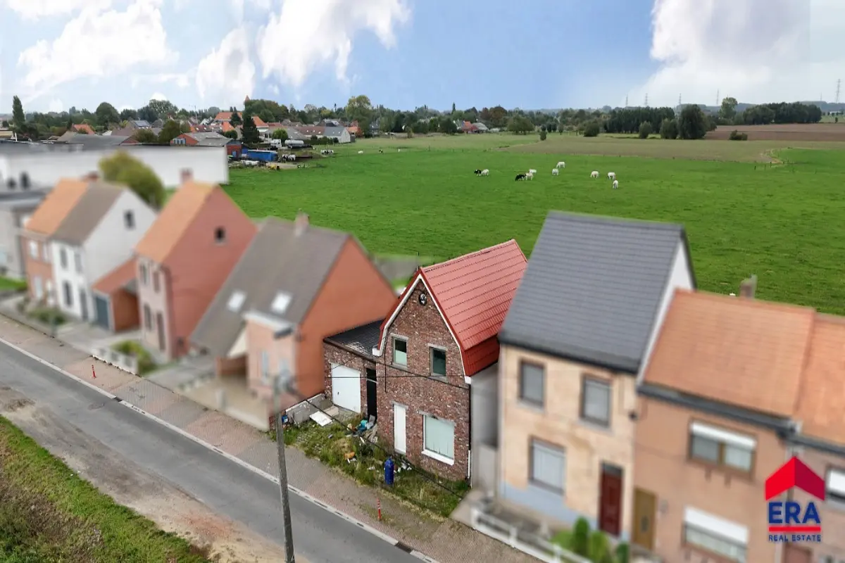 Huis te  koop in Zomergem 9930 149000.00€ 3 slaapkamers 129.00m² - Zoekertje 614721