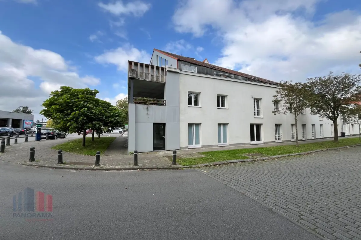 Handelszaak te  huur in Sint-Denijs-Westrem 9051 2750.00€  slaapkamers 318.00m² - Zoekertje 615163