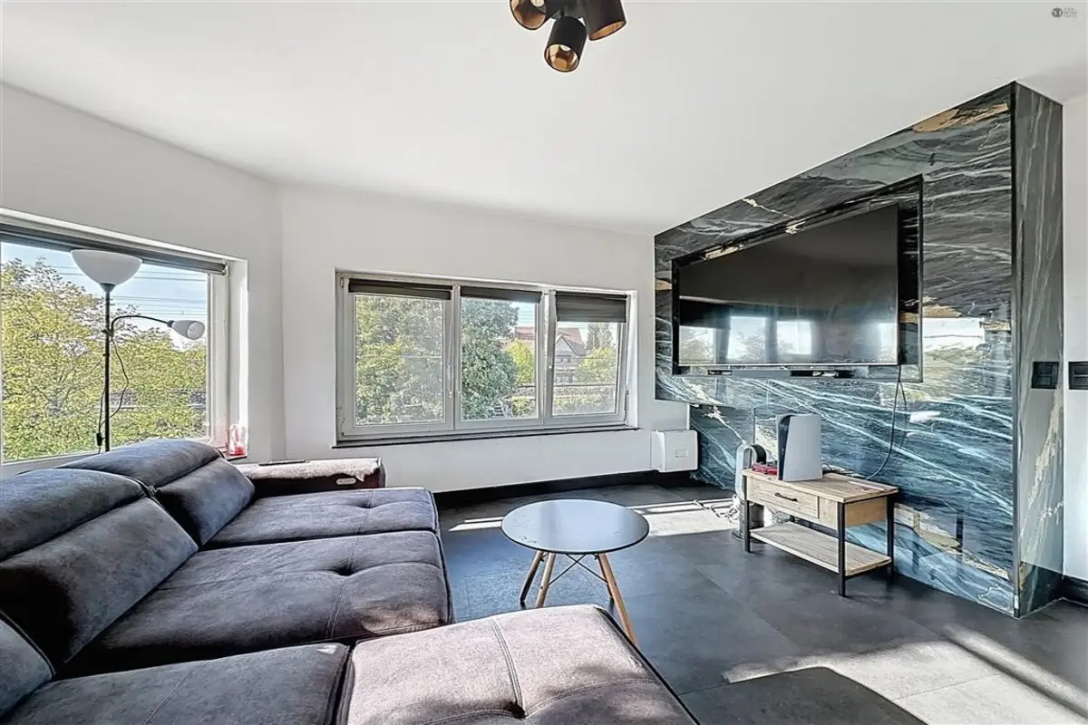 Penthouse te koop in Sint-Niklaas 9100 175000.00€ 2 slaapkamers 62.00m² - Zoekertje 615360