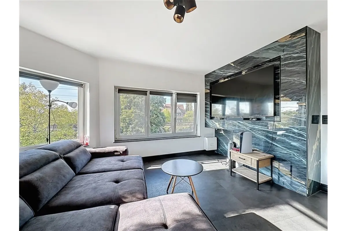 Penthouse te  koop in Sint-Niklaas 9100 175000.00€ 2 slaapkamers 62.00m² - Zoekertje 615360