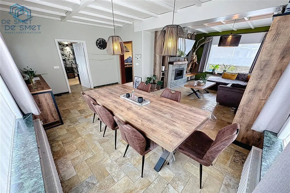 Huis te  koop in Goeferdinge 9500 349000.00€ 4 slaapkamers 241.00m² - Zoekertje 615487