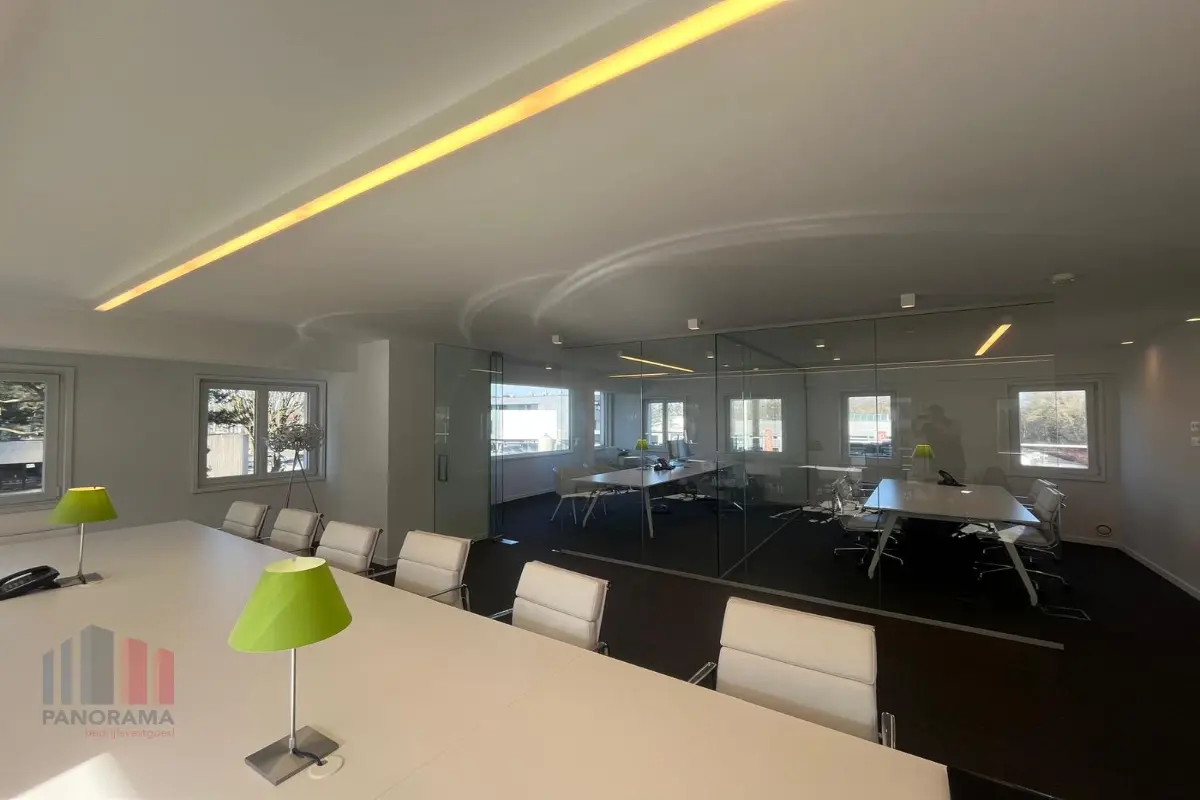 Handelszaak te  huur in Sint-Denijs-Westrem 9051 2656.00€  slaapkamers 201.00m² - Zoekertje 615886