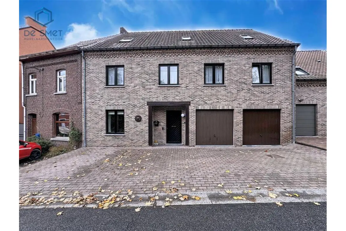 Huis te  koop in Brakel 9660 275000.00€ 5 slaapkamers 345.00m² - Zoekertje 615482