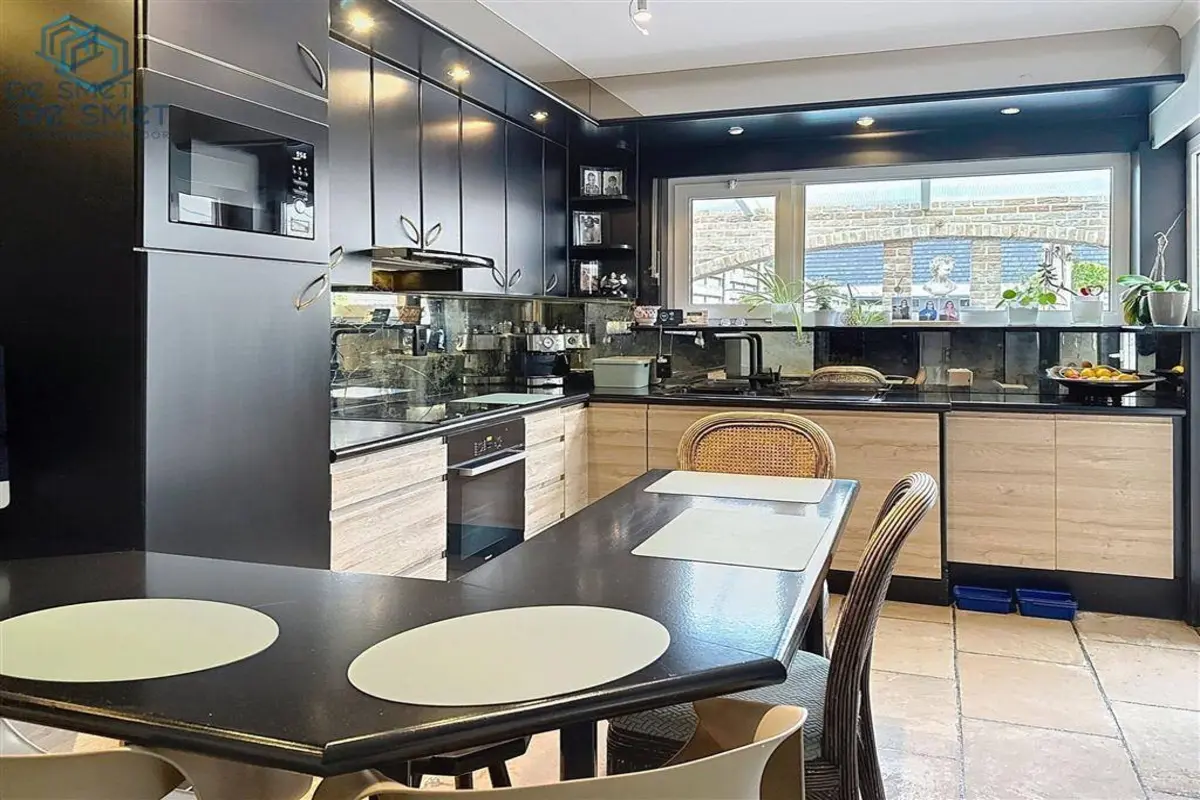 Huis te koop in Zwalm 9630 399000.00€ 3 slaapkamers 182.00m² - Zoekertje 615480