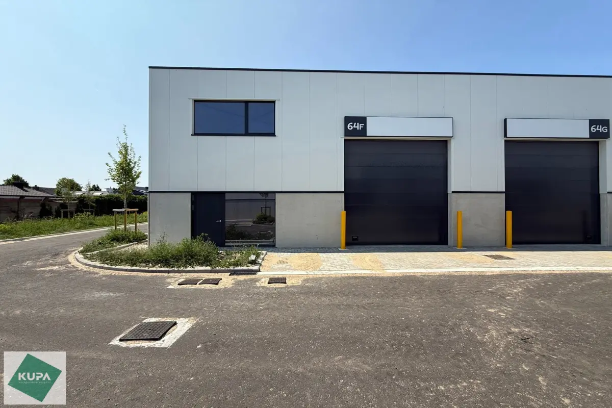 Handelszaak te  huur in Melle 9090 1395.00€  slaapkamers 216.00m² - Zoekertje 615936