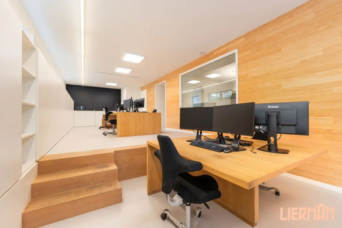 Handelszaak te  koop in Herzele 9550 450000.00€  slaapkamers m² - Zoekertje 616155