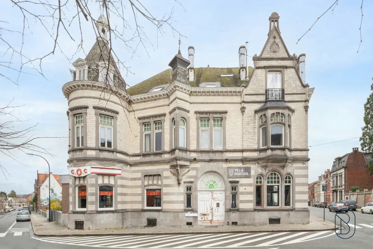 Herenhuis te  in Ronse 9600 1150000.00€ 12 slaapkamers 1500.00m² - Zoekertje 616863