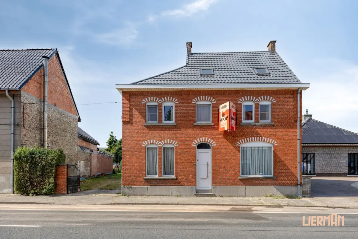 Huis te  koop in Herzele 9550 249000.00€ 5 slaapkamers 223.00m² - Zoekertje 617050