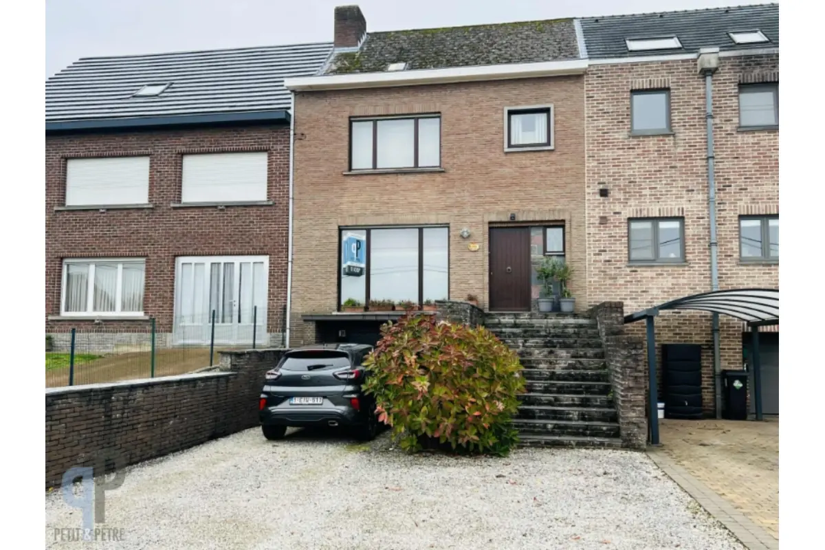 Huis te  koop in Zottegem 9620 349000.00€ 3 slaapkamers 163.00m² - Zoekertje 619368