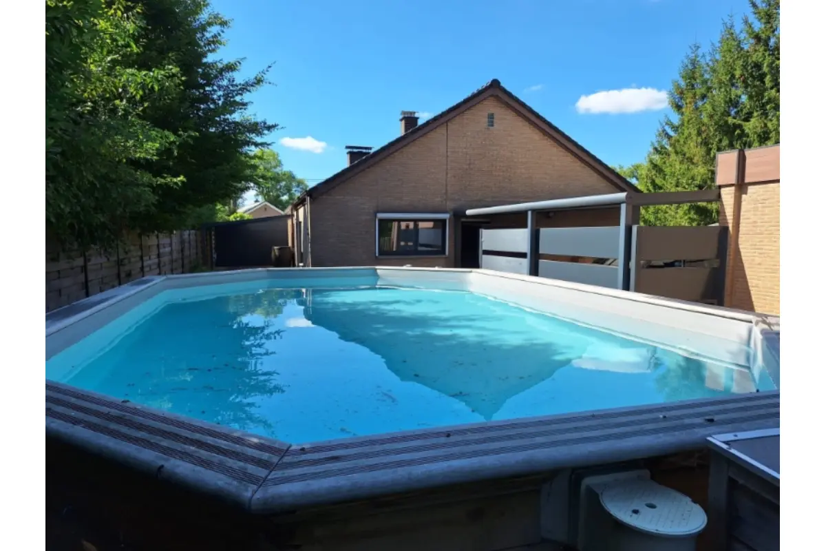 Huis te  koop in Steenhuize-Wijnhuize 9550 499000.00€ 3 slaapkamers 204.00m² - Zoekertje 619461