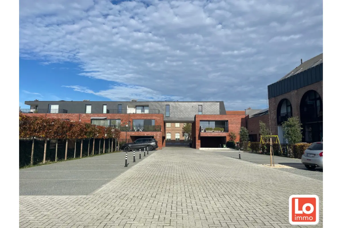 Parking & garage te  huur in Beervelde 9080 65.00€  slaapkamers m² - Zoekertje 620427