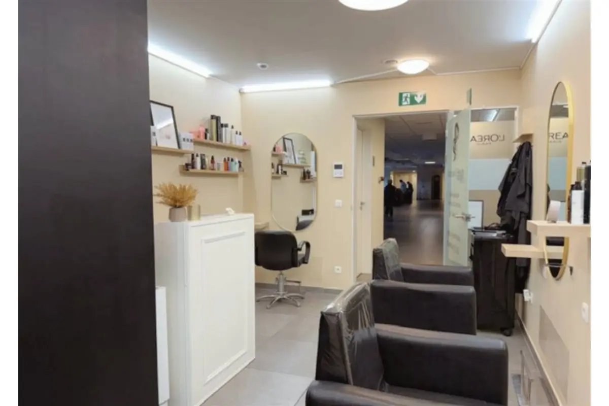 Handelszaak te  koop in Lokeren 9160 69000.00€  slaapkamers m² - Zoekertje 623368