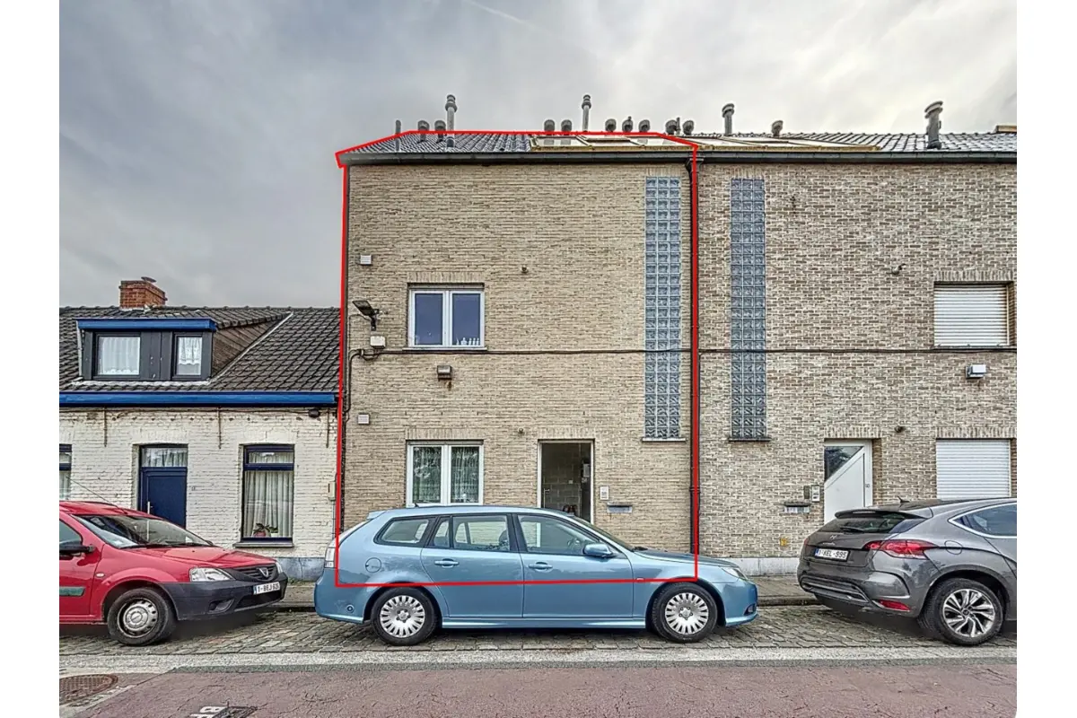 Appartementsgebouw te  koop in Mariakerke 9030 380000.00€  slaapkamers 162.00m² - Zoekertje 626619