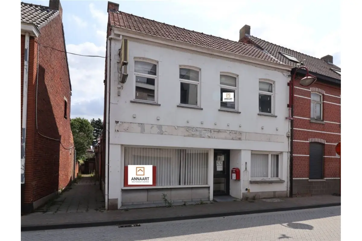 Huis te  koop in Assenede 9960 239000.00€ 2 slaapkamers 153.00m² - Zoekertje 625999