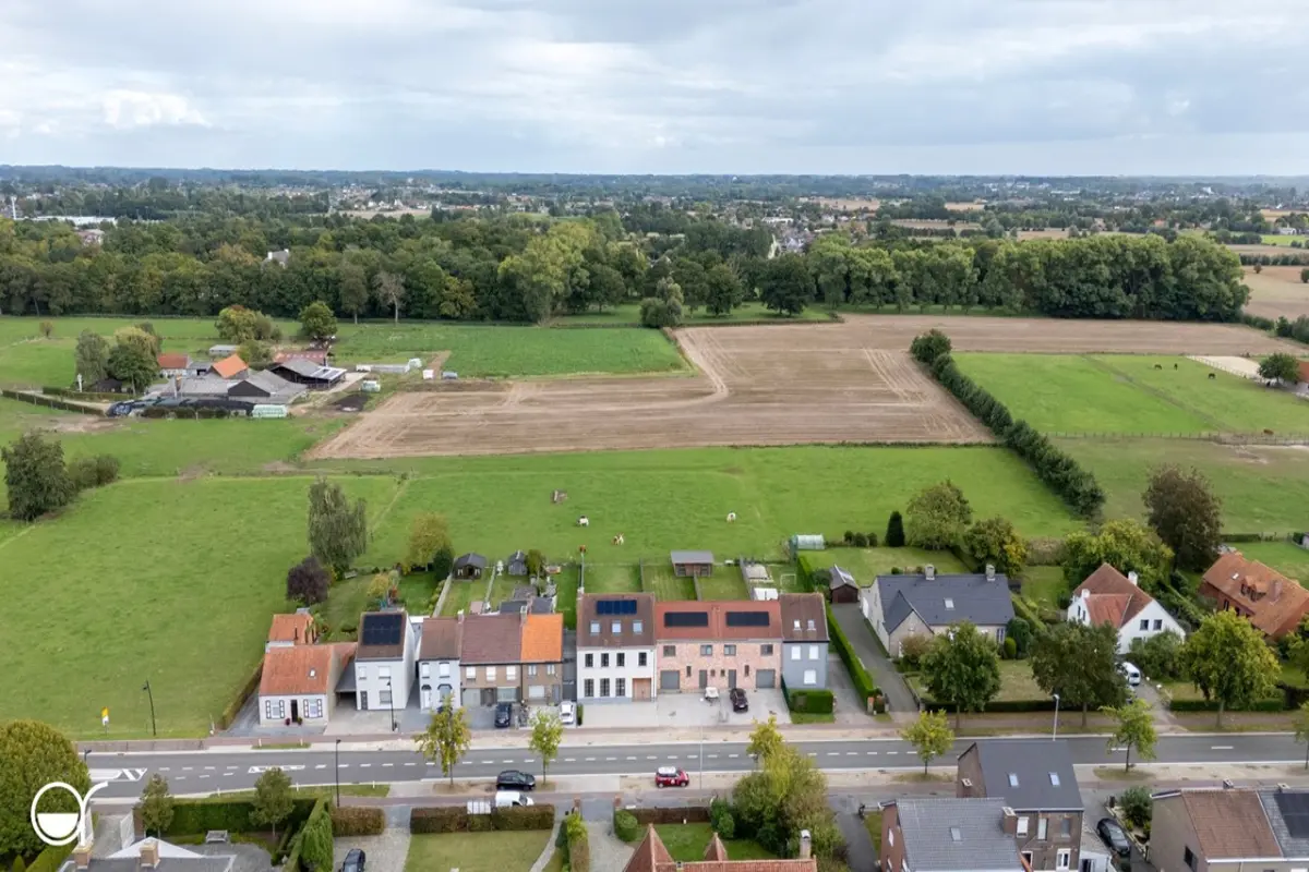 Bungalow te  huur in Nazareth 9810 2450.00€ 3 slaapkamers 288.00m² - Zoekertje 627647