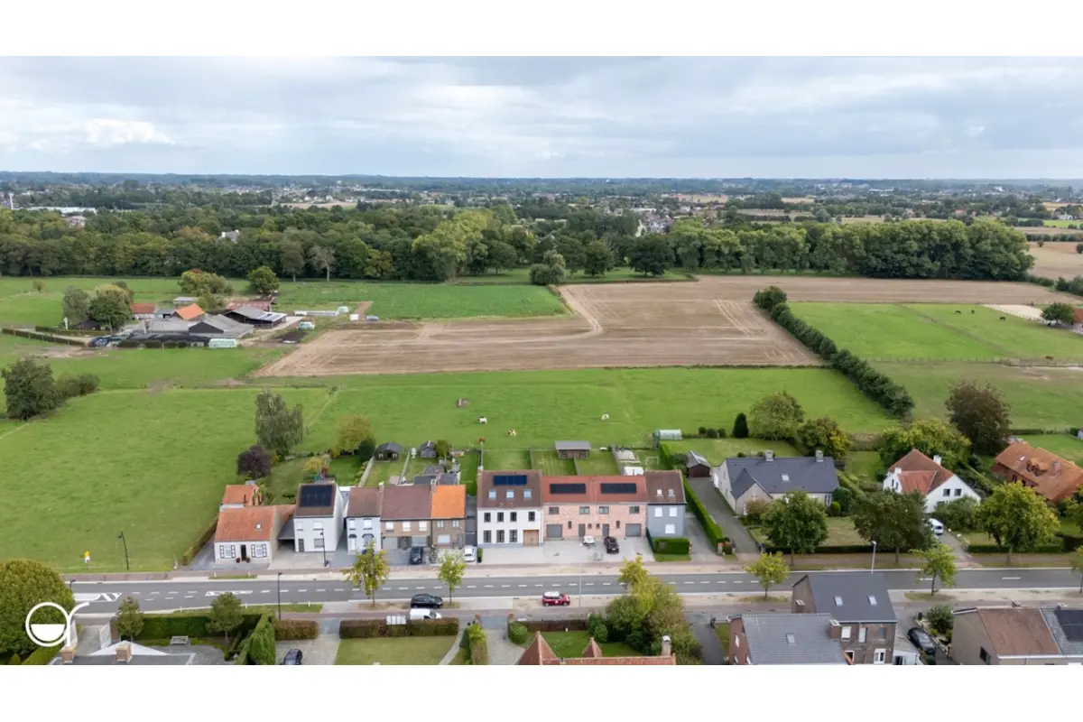 Huis te  huur in Nazareth 9810 2450.00€ 3 slaapkamers 288.00m² - Zoekertje 627647