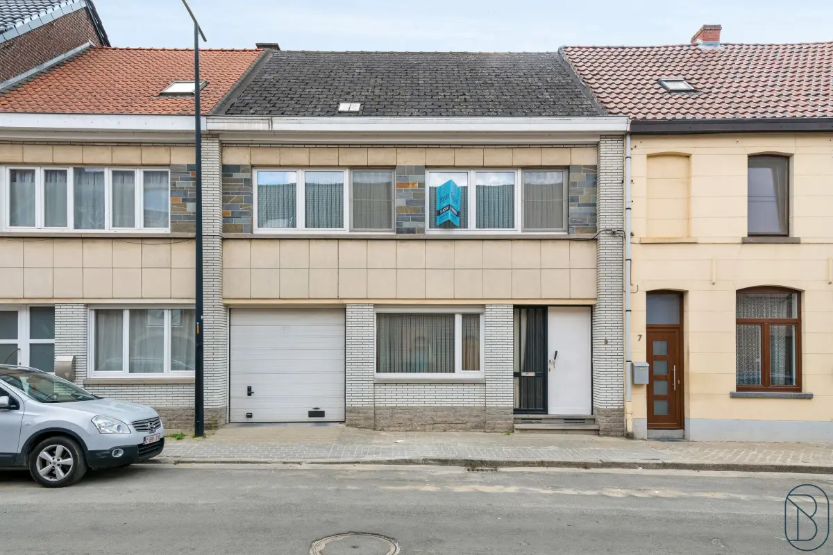 Huis te  koop in Ronse 9600 249000.00€ 4 slaapkamers 244.00m² - Zoekertje 627510