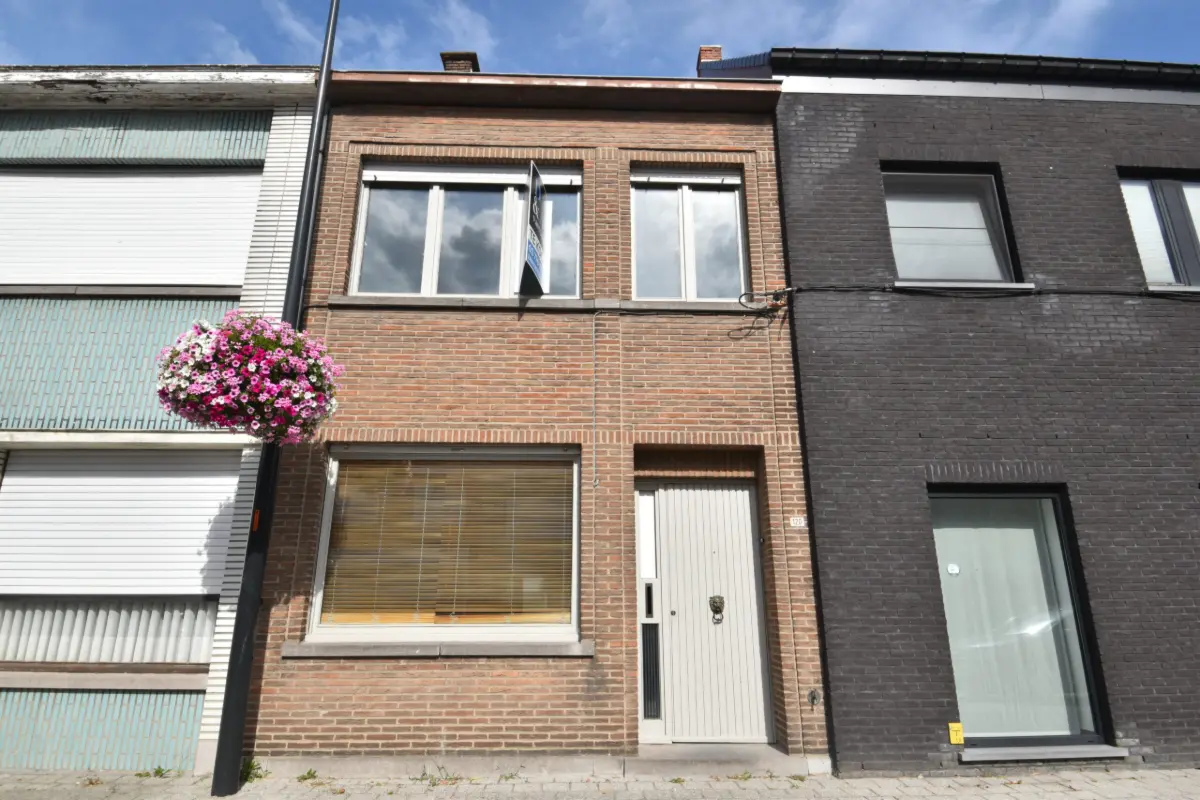 Huis te  koop in Kieldrecht 9130 175000.00€  slaapkamers m² - Zoekertje 627605