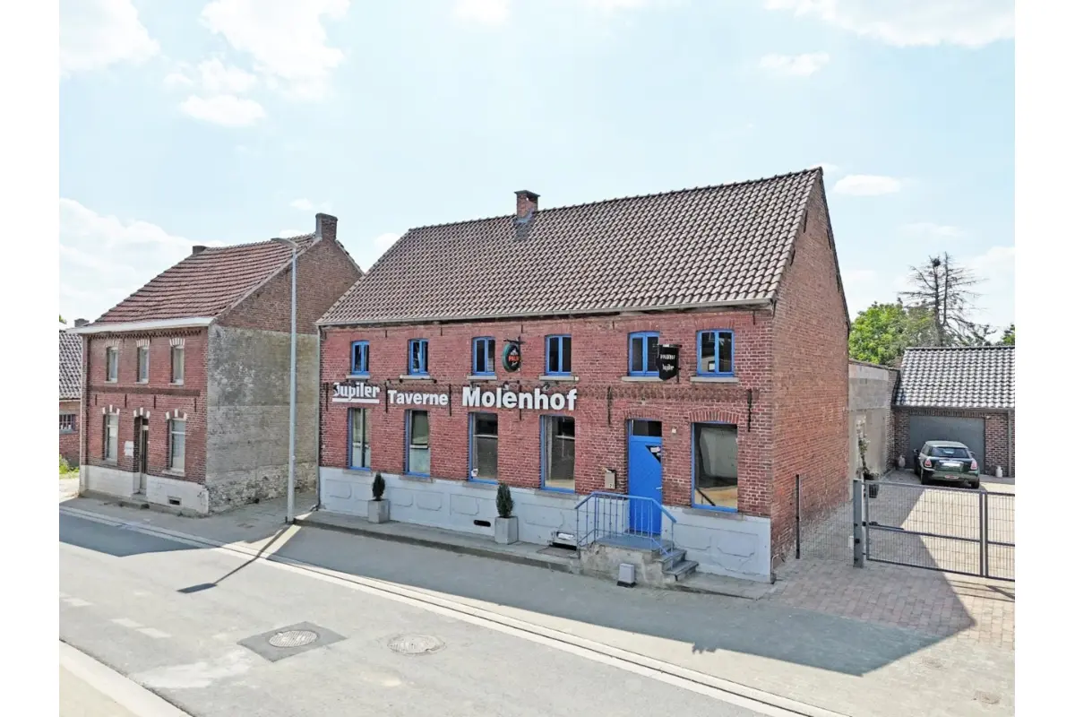 Huis te  koop in Herzele 9550 229000.00€ 5 slaapkamers 364.00m² - Zoekertje 629146