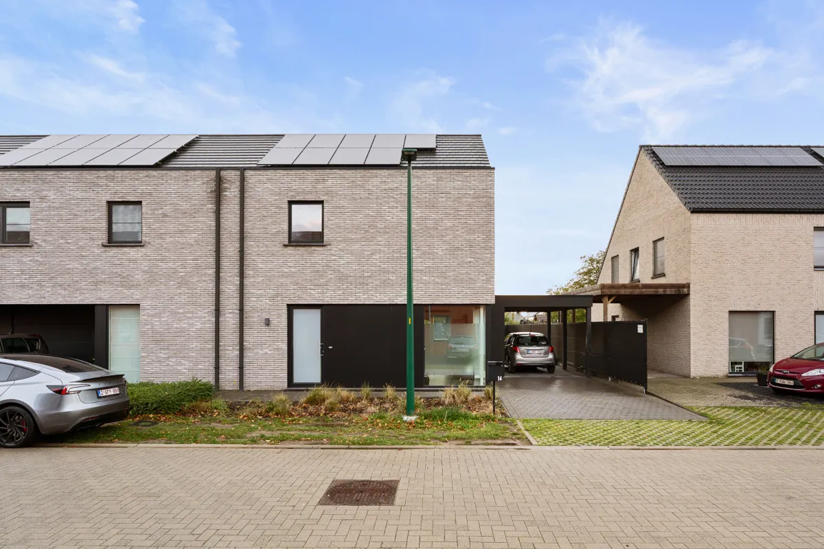 Huis te  koop in Eeklo 9900 450000.00€ 3 slaapkamers 287.00m² - Zoekertje 628568