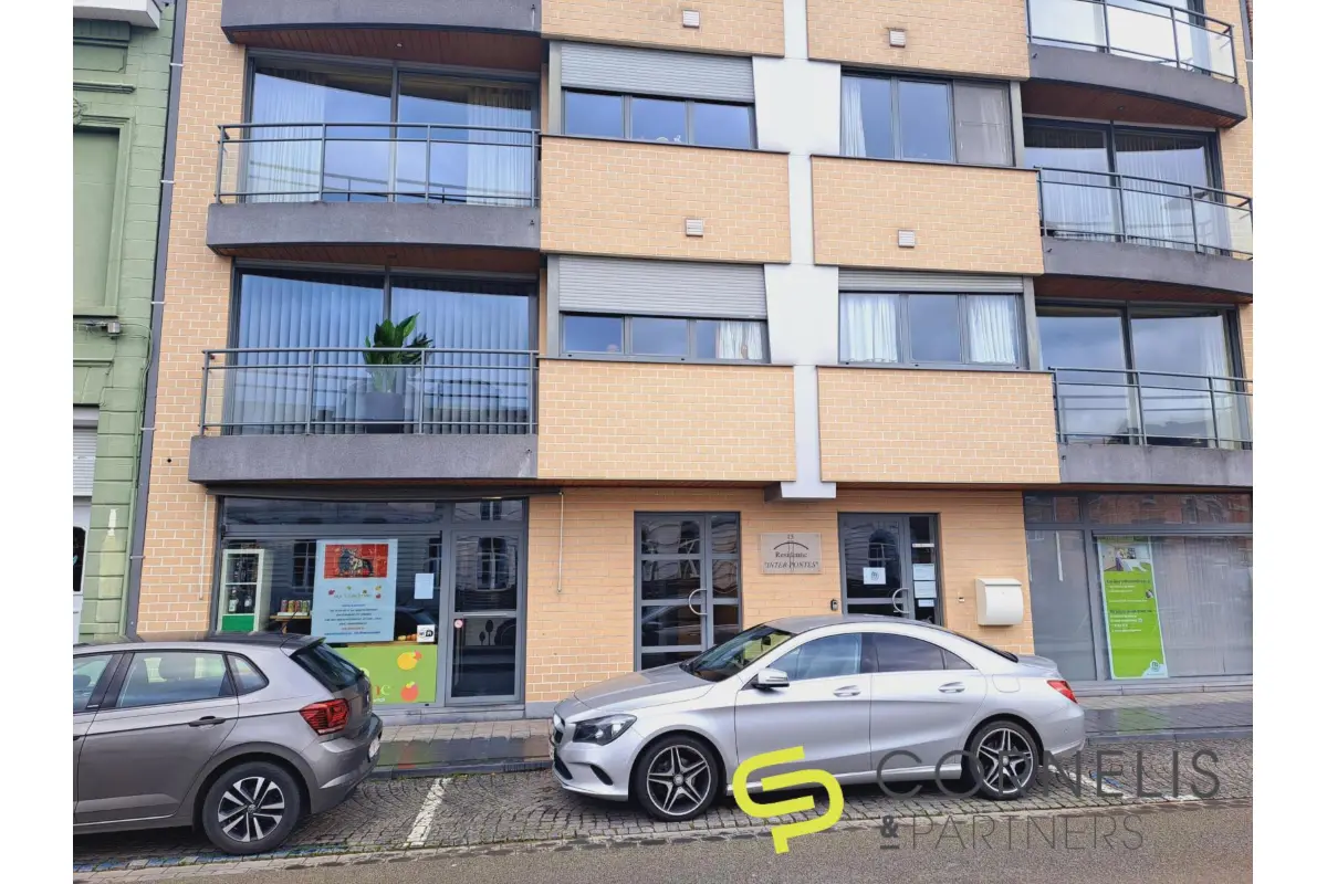 Handelszaak te  koop in Geraardsbergen 9500 275000.00€  slaapkamers 120.00m² - Zoekertje 628482