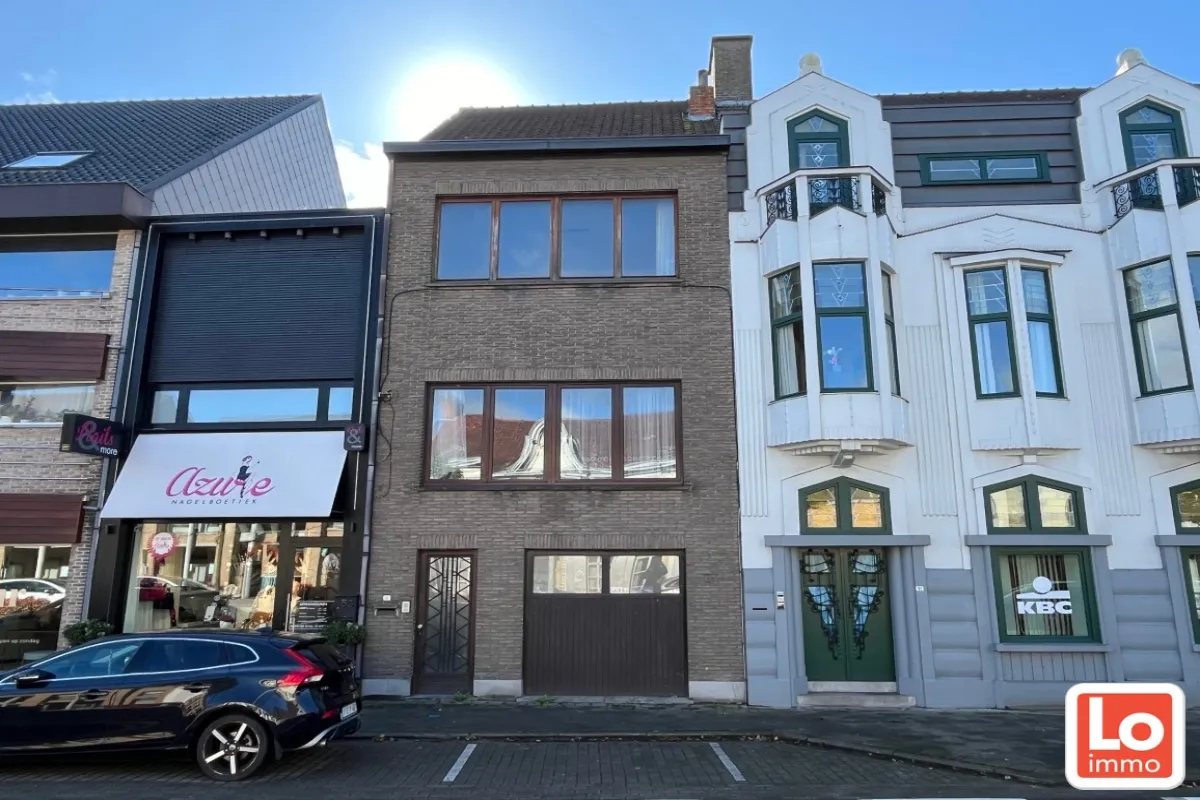 Handelszaak te  koop in Lochristi 9080 348000.00€ 3 slaapkamers 321.00m² - Zoekertje 628600