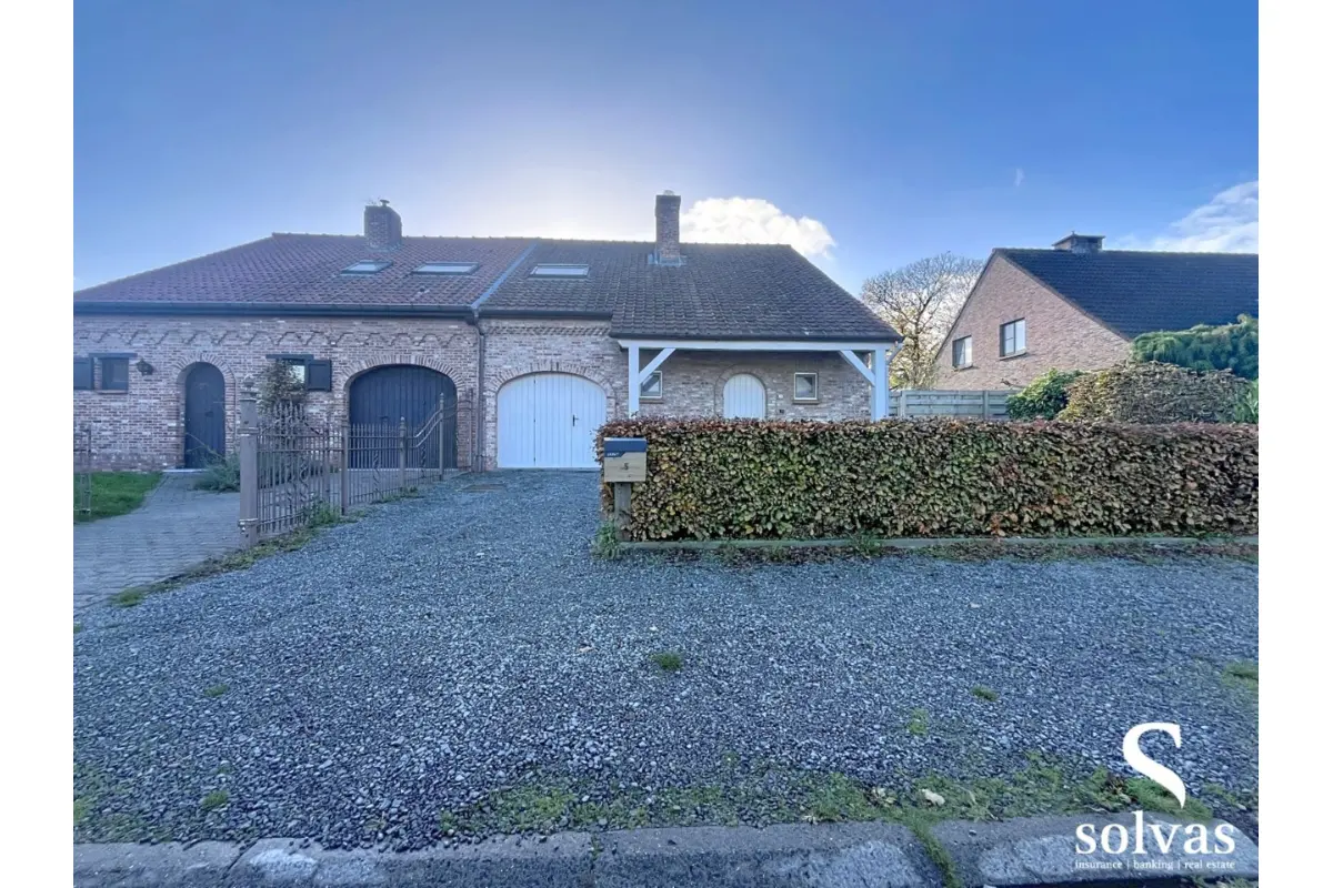 Huis te  huur in Aalter 9880 1020.00€ 3 slaapkamers m² - Zoekertje 629135