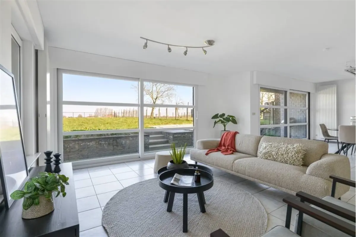 Huis te  koop in Zottegem 9620 545000.00€ 4 slaapkamers 363.00m² - Zoekertje 629382