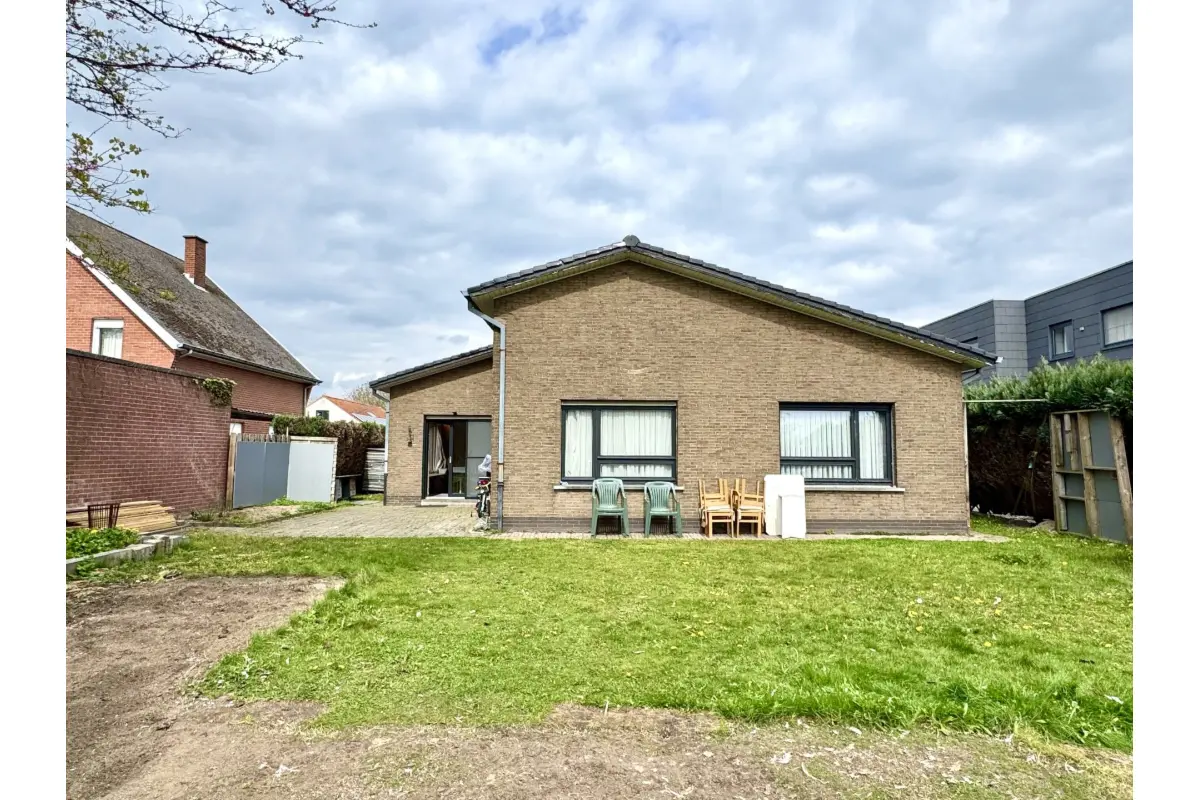 Huis te  koop in De Pinte 9840 449000.00€ 3 slaapkamers 175.00m² - Zoekertje 628944