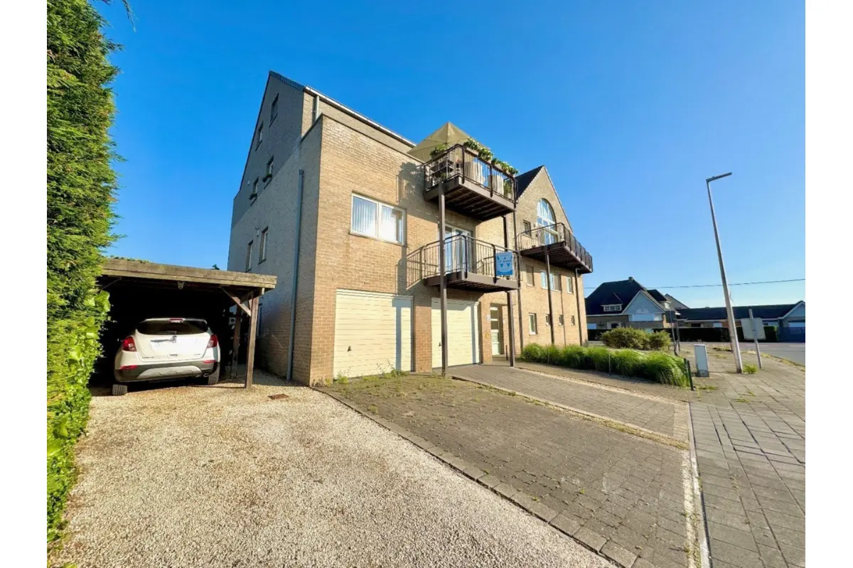 Appartement te  koop in Zelzate 9060 220000.00€ 3 slaapkamers 102.00m² - Zoekertje 630043